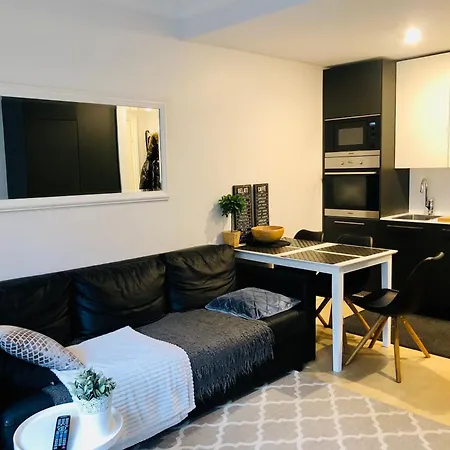 Appartamento Scandinavian 1br Art Deco Heard